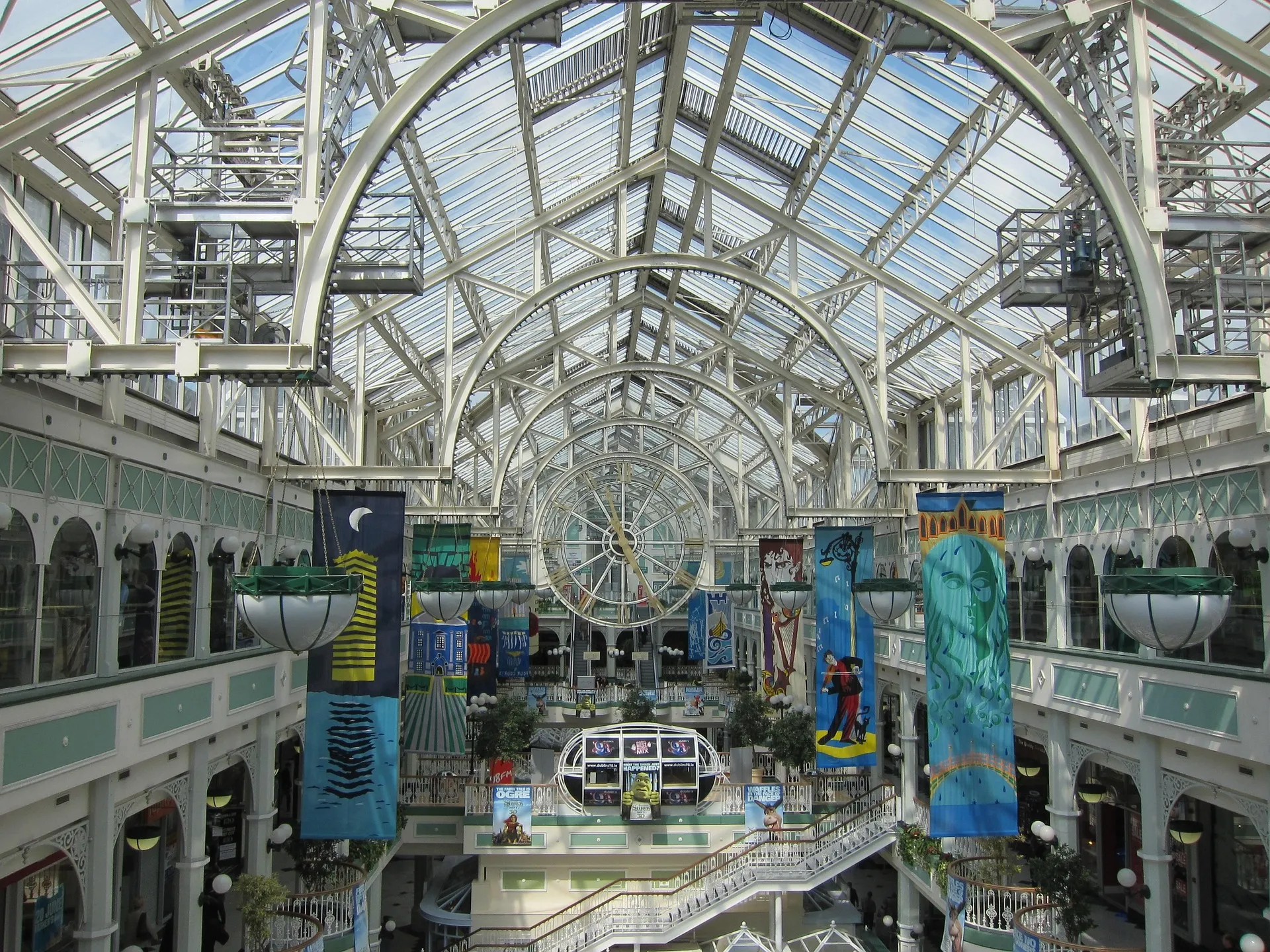 Shopping centre atrium